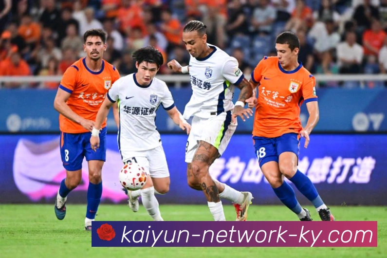 詹姆斯创造历史新纪录湖人组合合力缔造五十七年未见壮举赛场复盘